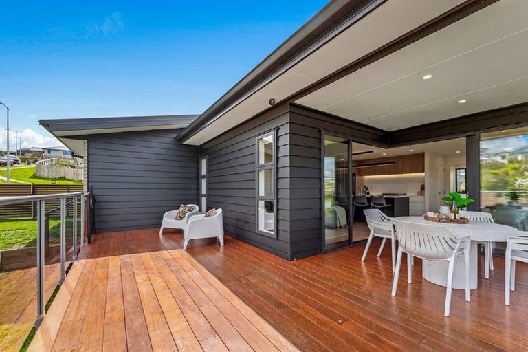 Photo of property in 23 Kia Kaha Drive, Snells Beach, 0920