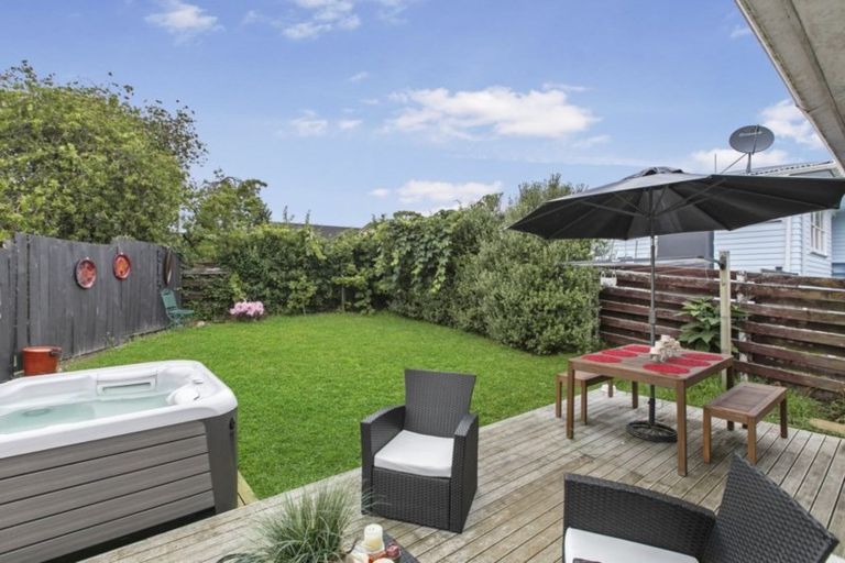 Photo of property in 1/47 Mildmay Road, Henderson, Auckland, 0610