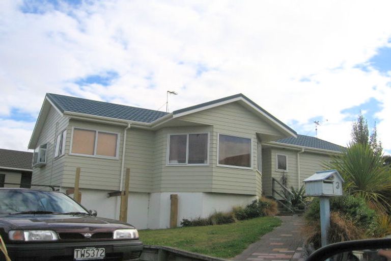 Photo of property in 3 Irwell Street, Island Bay, Wellington, 6023