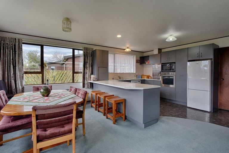 Photo of property in 5 Raeburn Place, Gore, 9710