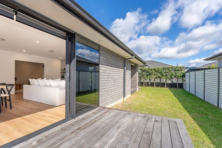 Photo of property in 18 Awatea Drive, Whitianga, 3510