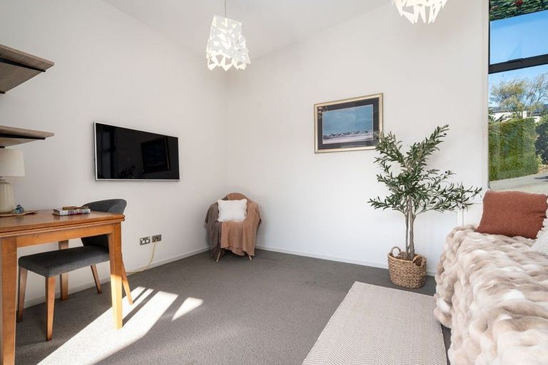 Photo of property in 45 Major Hornbrook Road, Mount Pleasant, Christchurch, 8081