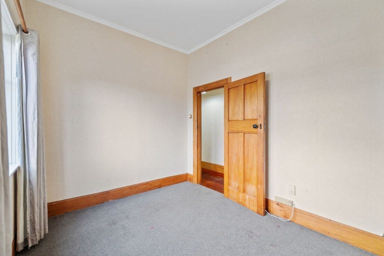 Photo of property in 8 Millar Street, Terrace End, Palmerston North, 4410