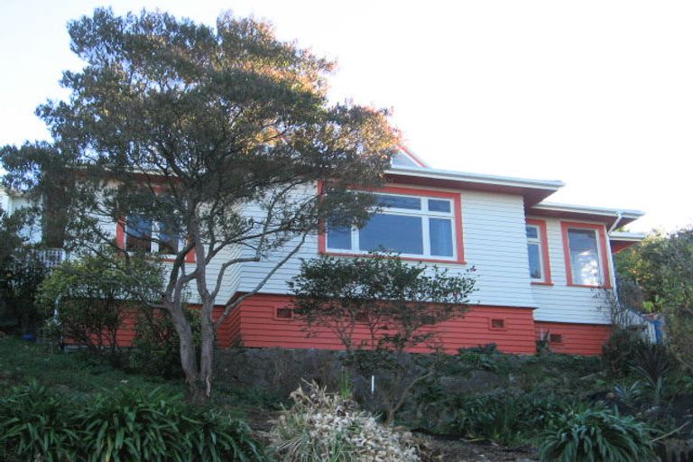 Photo of property in 12 Harvey Road, Bluff Hill, Napier, 4110