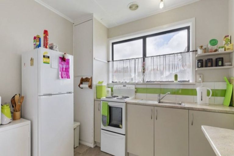 Photo of property in 1/14 Cosgrave Road, Papakura, 2110