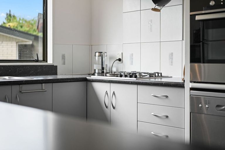 Photo of property in 16 Leyton Place, Nawton, Hamilton, 3200