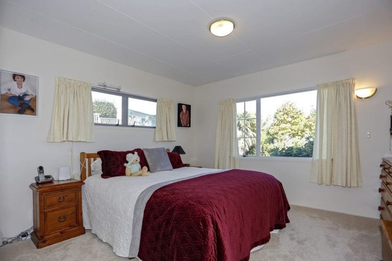 Photo of property in 9 Te Arawa Place, Welcome Bay, Tauranga, 3112