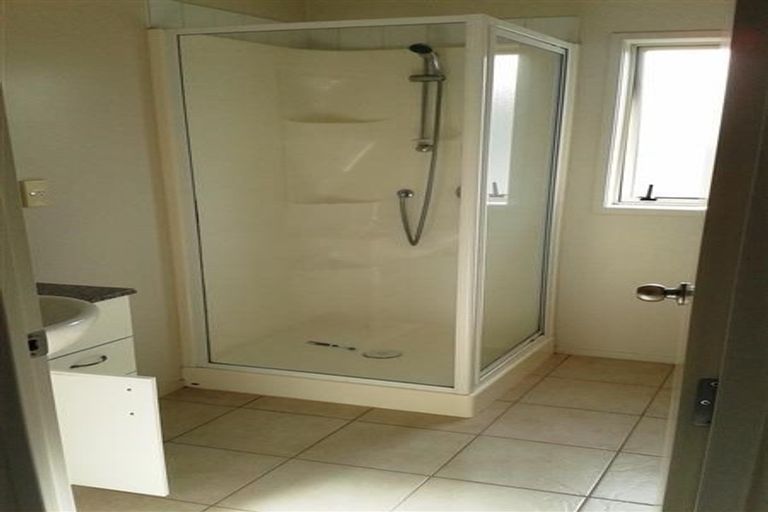 Photo of property in 9/18 Alicante Avenue, Hillpark, Auckland, 2102