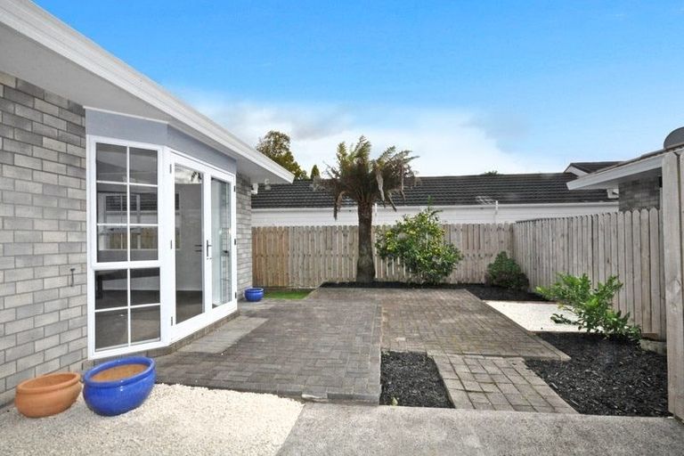 Photo of property in 2/45 Great South Road, Papakura, 2110