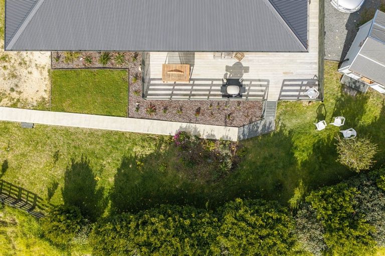 Photo of property in 3241 Paparoa-oakleigh Road, Paparoa, 0571