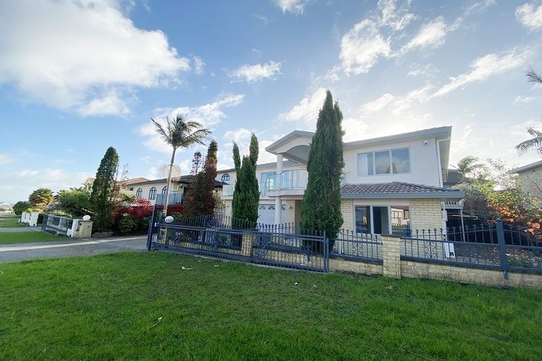 Photo of property in 47 Ransom Smyth Drive, Goodwood Heights, Auckland, 2105