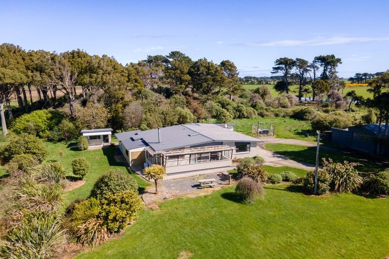 Photo of property in 49 Ferry Road, West Plains, Invercargill, 9879