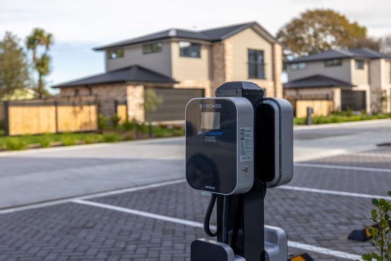 Photo of property in 73 Mohua Lane, Upper Riccarton, Christchurch, 8041