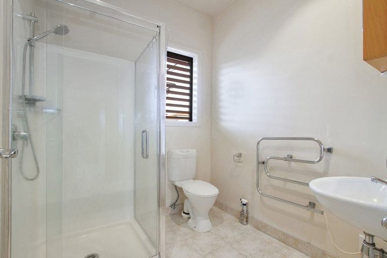 Photo of property in Summerset Village, 8/1 Harrison Road, Mount Wellington, Auckland, 1060