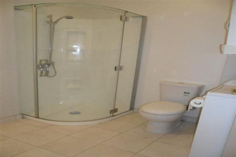 Photo of property in Courtenay Apartments, 203/120 Courtenay Place, Te Aro, Wellington, 6011