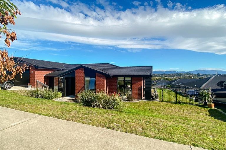 Photo of property in 11 Stingray Drive, Omokoroa, 3114
