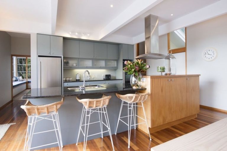 Photo of property in 72 School Road, Paihia, 0200