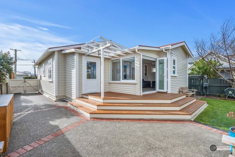 Photo of property in 20 Ava Street, Petone, Lower Hutt, 5012