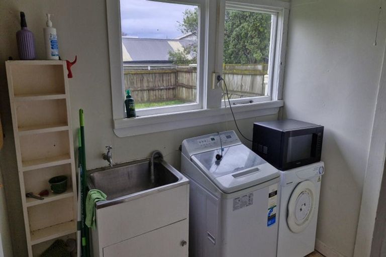 Photo of property in 186 Hutt Road, Petone, Lower Hutt, 5012