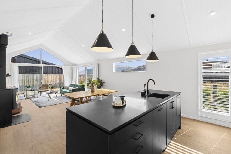 Photo of property in 55 Farrant Drive, Wanaka, 9305