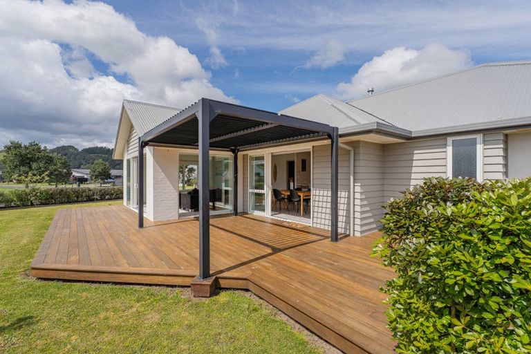 Photo of property in 37 Longreach Drive, Cooks Beach, Whitianga, 3591