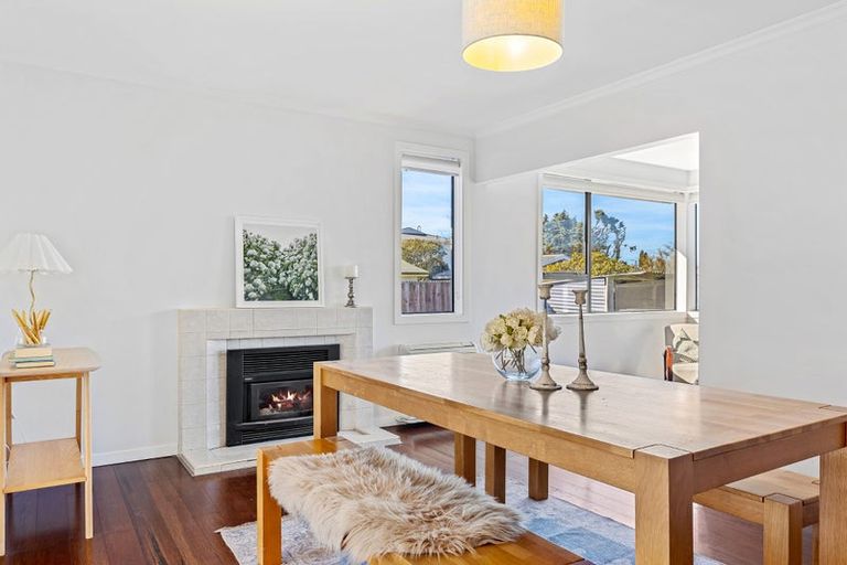 Photo of property in 42 Chedworth Avenue, Bishopdale, Christchurch, 8053