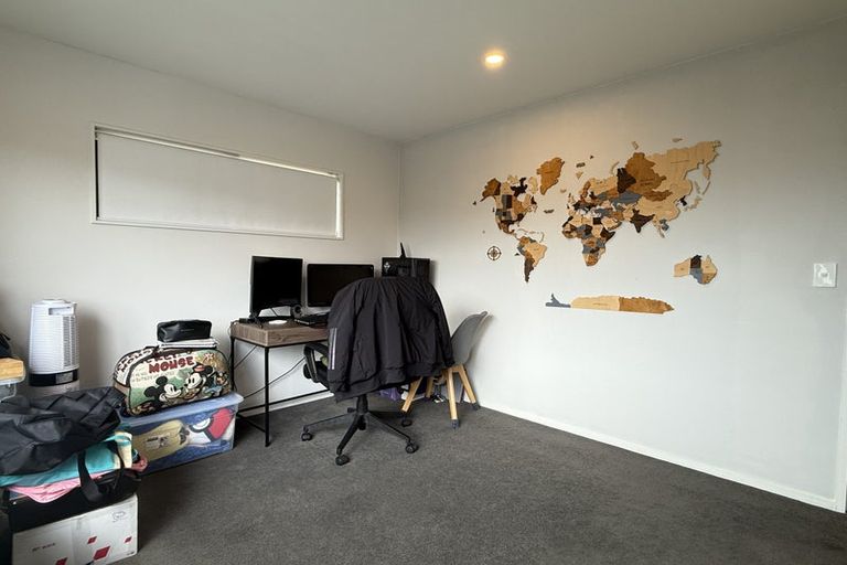 Photo of property in 6 Kearns Drive, Hobsonville, Auckland, 0616