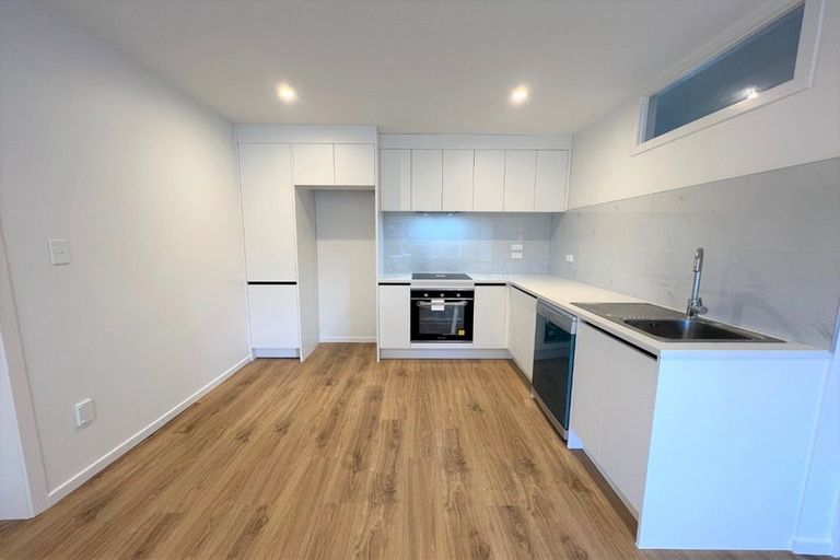 Photo of property in 65 Dundale Avenue, Blockhouse Bay, Auckland, 0600