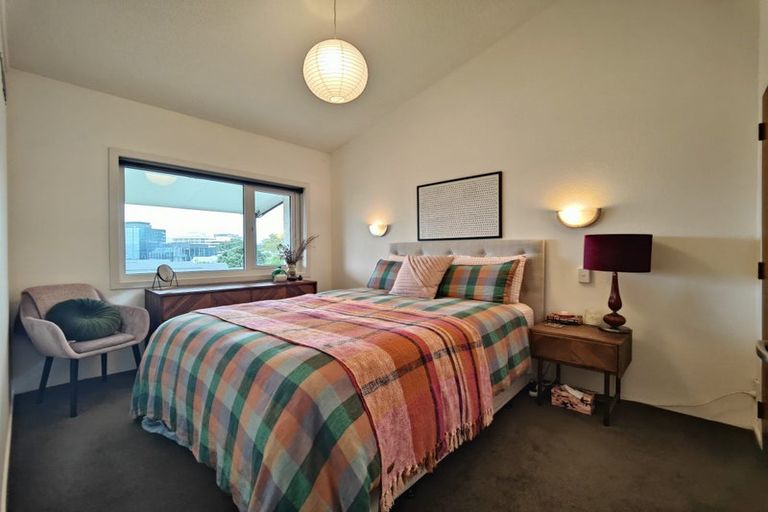 Photo of property in 8/219 Grant Road, Thorndon, Wellington, 6011