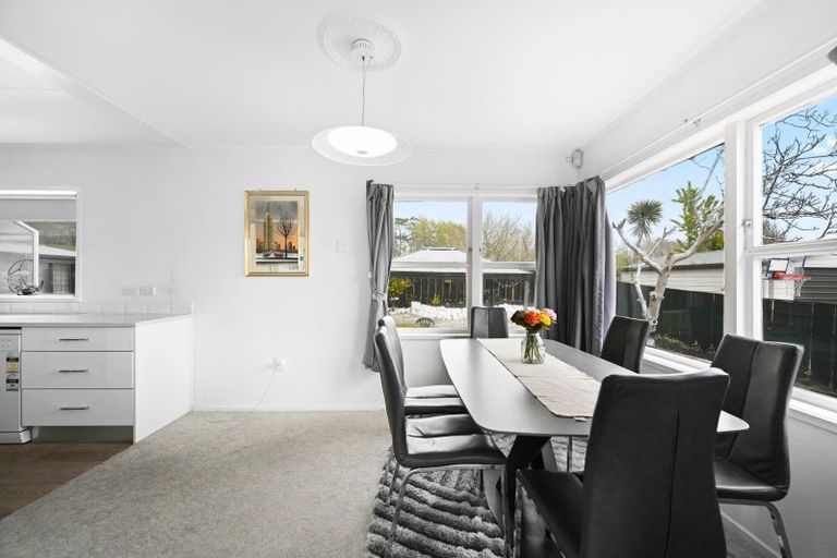 Photo of property in 59 Resthill Crescent, Glenview, Hamilton, 3206