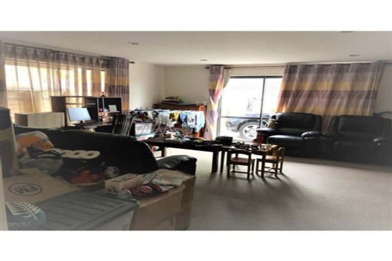 Photo of property in 79 Hugh Green Drive, Pinehill, Auckland, 0632