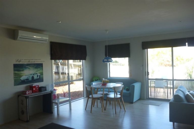 Photo of property in 64d Rototuna Road, Rototuna, Hamilton, 3210