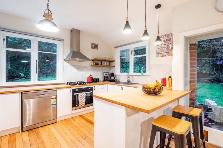 Photo of property in 30 Northview Crescent, Belleknowes, Dunedin, 9011