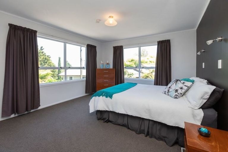 Photo of property in 12 Raynes Road, Rukuhia, Hamilton, 3282