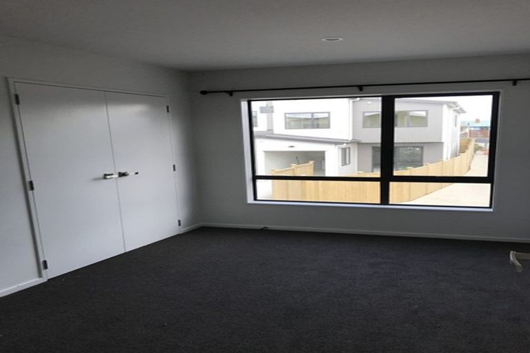 Photo of property in 1 Sophie Lane, Henderson, Auckland, 0612