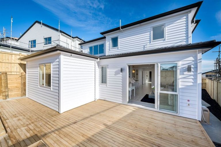 Photo of property in 10 Aklander Rise, Flat Bush, Auckland, 2019