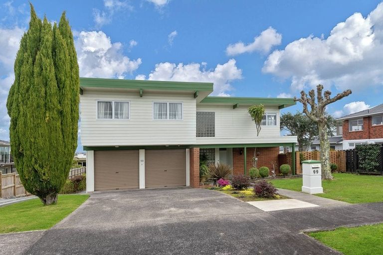 Photo of property in 99 Waller Avenue, Bucklands Beach, Auckland, 2012