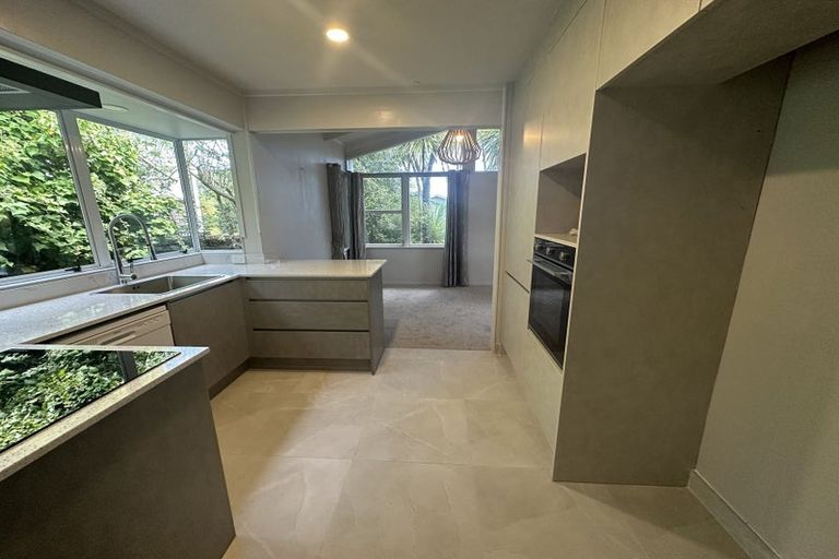 Photo of property in 57 Waitaki Street, Henderson, Auckland, 0612