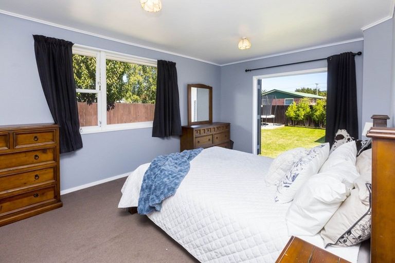 Photo of property in 53 Oregon Drive, Maoribank, Upper Hutt, 5018