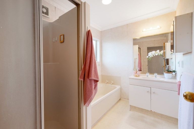 Photo of property in 10 Terrace Avenue, Mount Maunganui, 3116