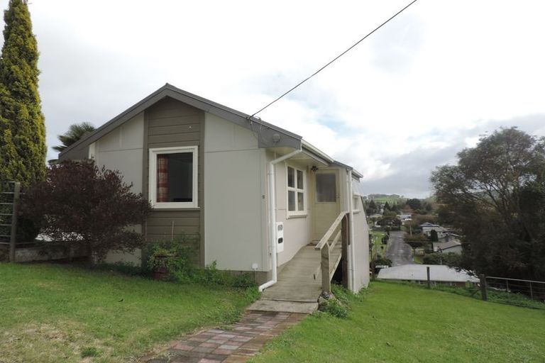 Photo of property in 9 Rose Street, Tirau, 3410