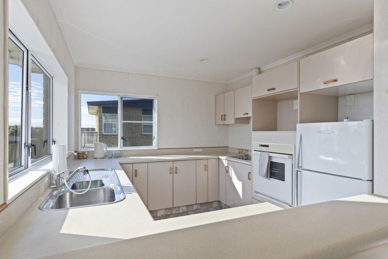 Photo of property in 1/13 Chatswood Grove, Fitzroy, New Plymouth, 4312
