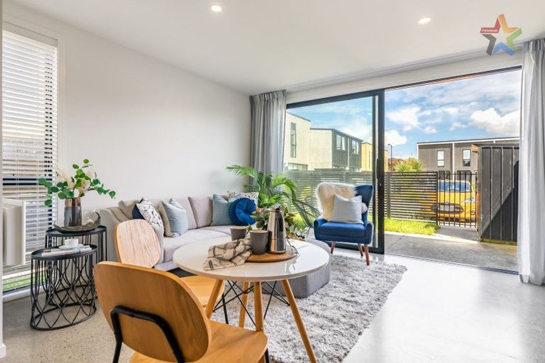 Photo of property in 6 Te Ara O Paetutu, Petone, Lower Hutt, 5012