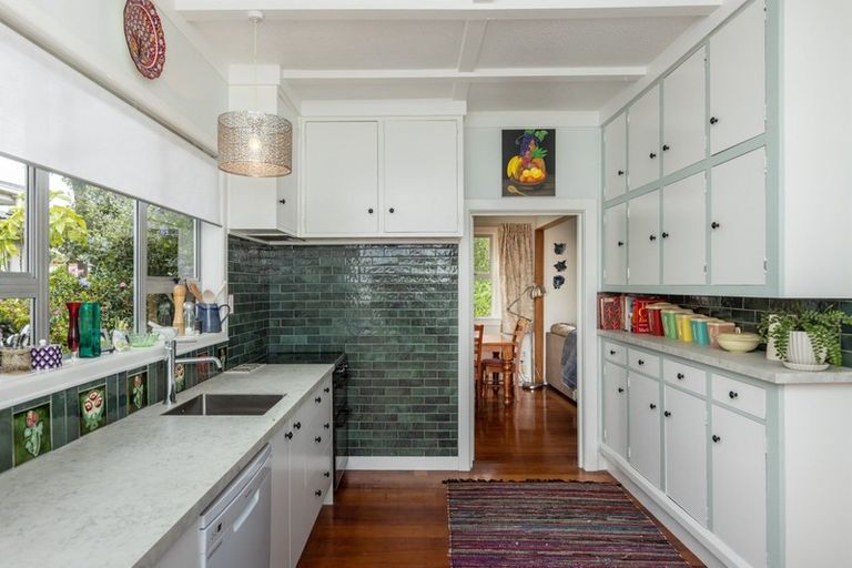 Photo of property in 195 Kennedy Road, Marewa, Napier, 4110