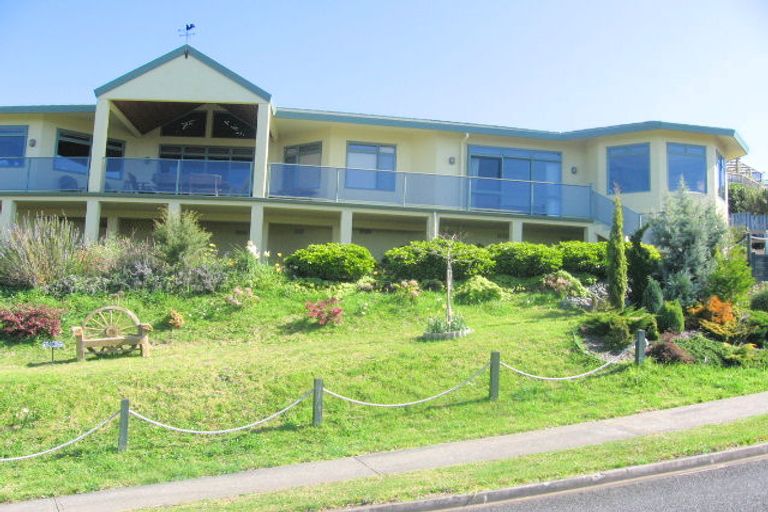 Photo of property in 145 Centennial Drive, Whitianga, 3510