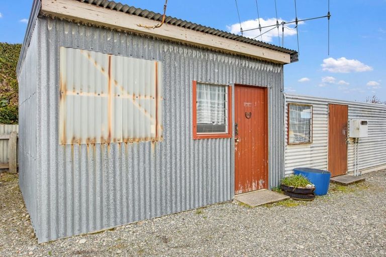 Photo of property in 18 Blaydon Street, Waikaia, 9778