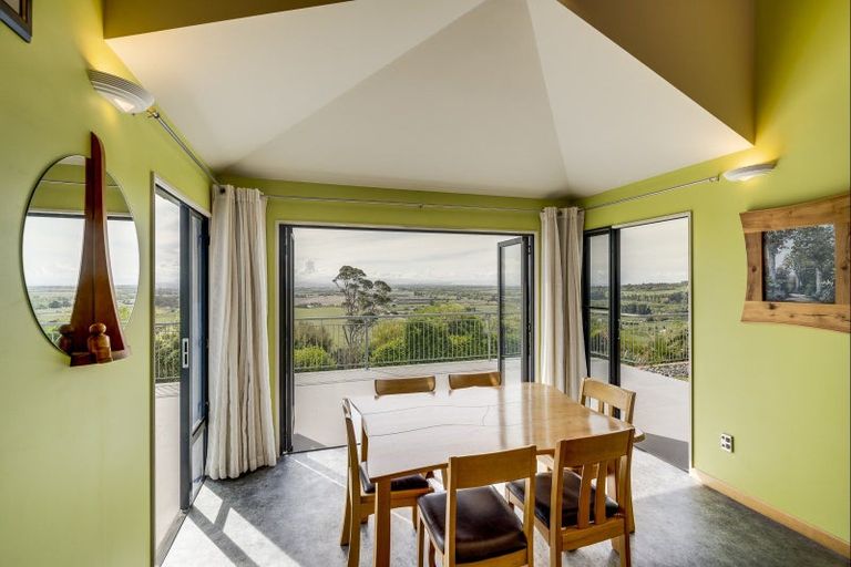 Photo of property in 48 Mclean Road, Havelock North, 4294