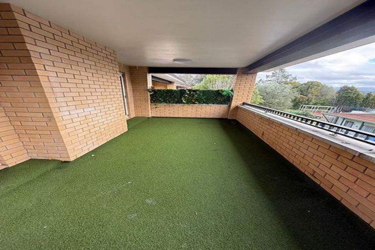 Photo of property in 19a Sunnyside Road, Sunnyvale, Auckland, 0612