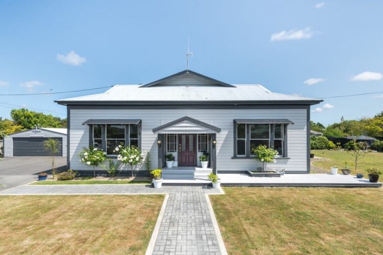 Photo of property in 1 Tamar Street, Rongotea, 4476