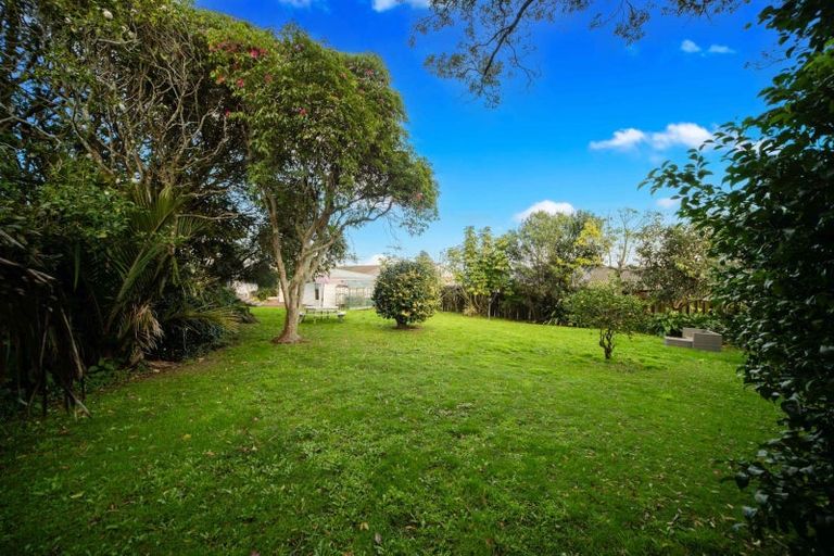 Photo of property in 24 Tawa Road, Onehunga, Auckland, 1061